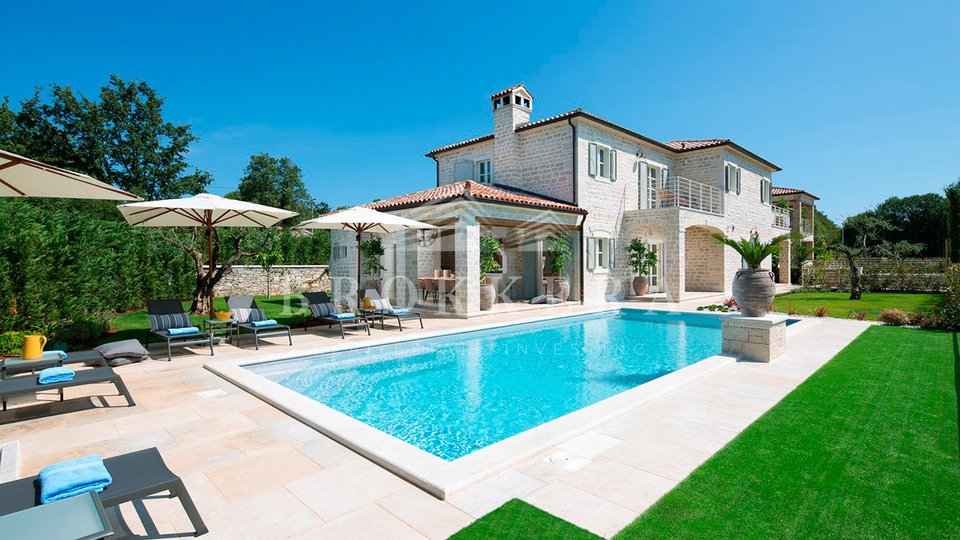 Villa di lusso con piscina vicino a Canfanaro
