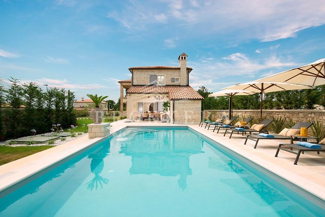 Villa di lusso con piscina vicino a Canfanaro